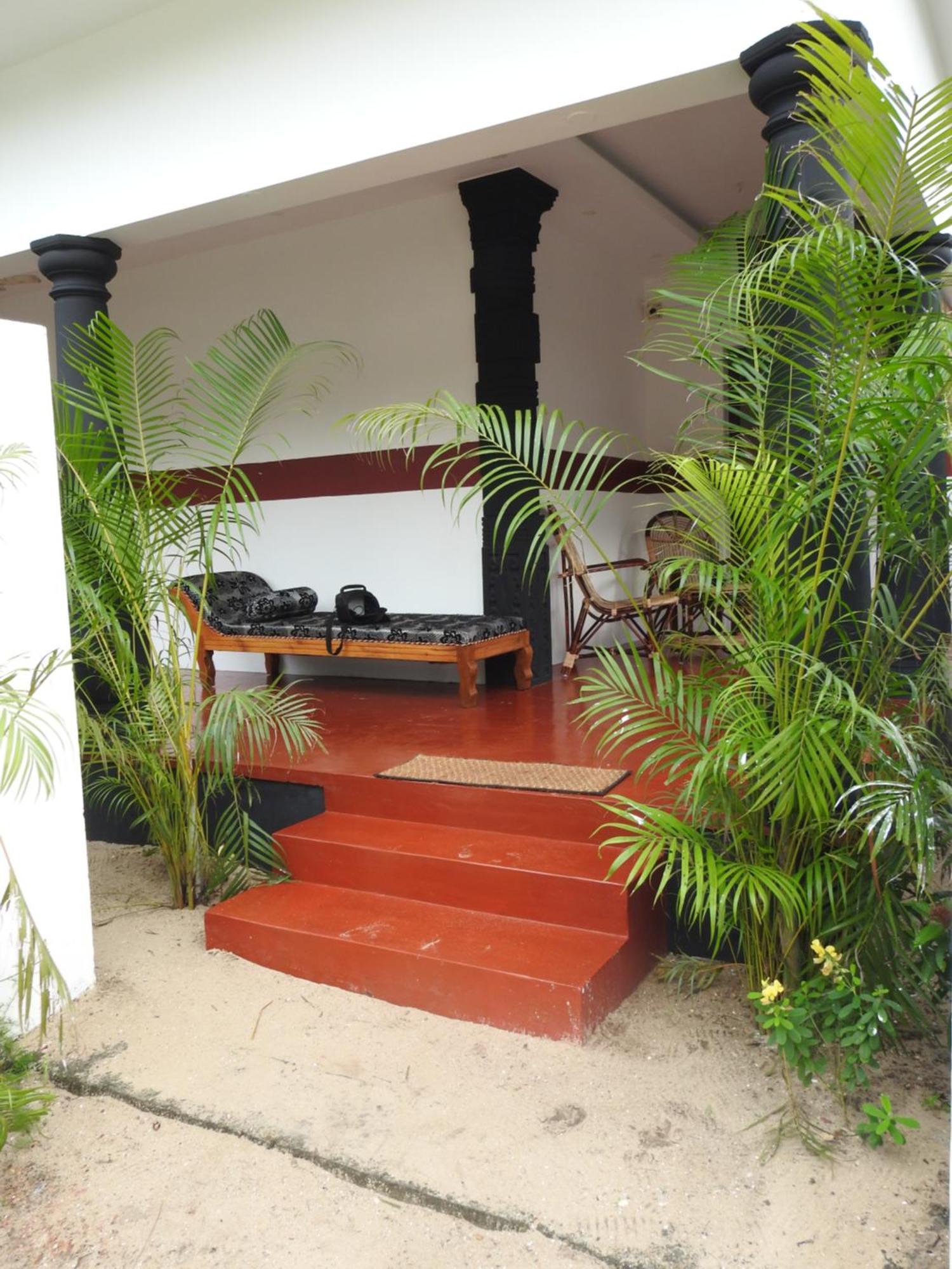 Shoreline Marari Beach Villa At Golden Beach Mararikulam Alappuzha Екстериор снимка